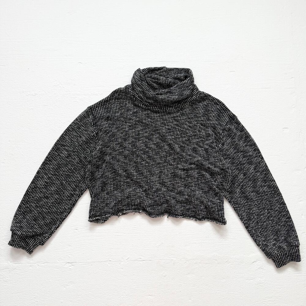 Project Social T Knit Cropped Turtleneck Sweater Raw Hem Oversized, Size Medium